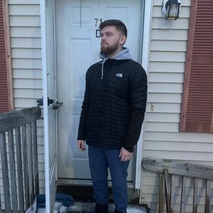 Men’s North Face Jacket